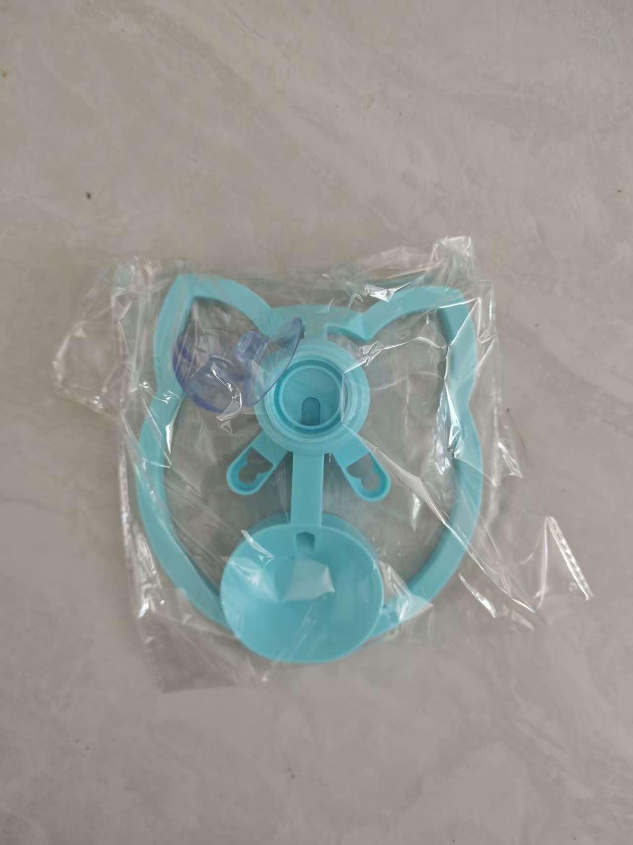 Non-Electric Portable Pet Water Fountain Dispenser